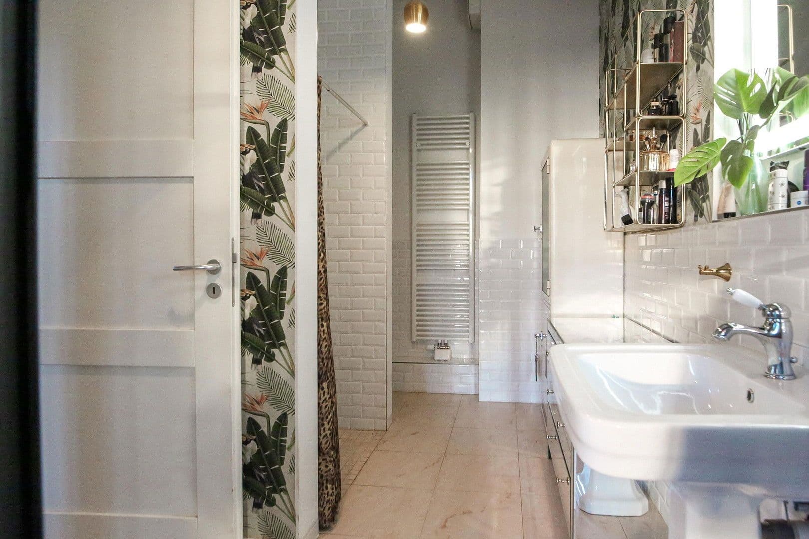 Predaj bytu 4-izbový 110 m², Hohenzollernring 18c, Berlin, Berlín Predaj bytu 4-izbový 110 m², Hohenzollernring 18c, Berlin, Berlín