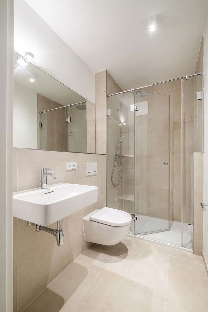 Prenájom bytu 2-izbový 60 m², Hamburg, Hamburg Prenájom bytu 2-izbový 60 m², Hamburg, Hamburg