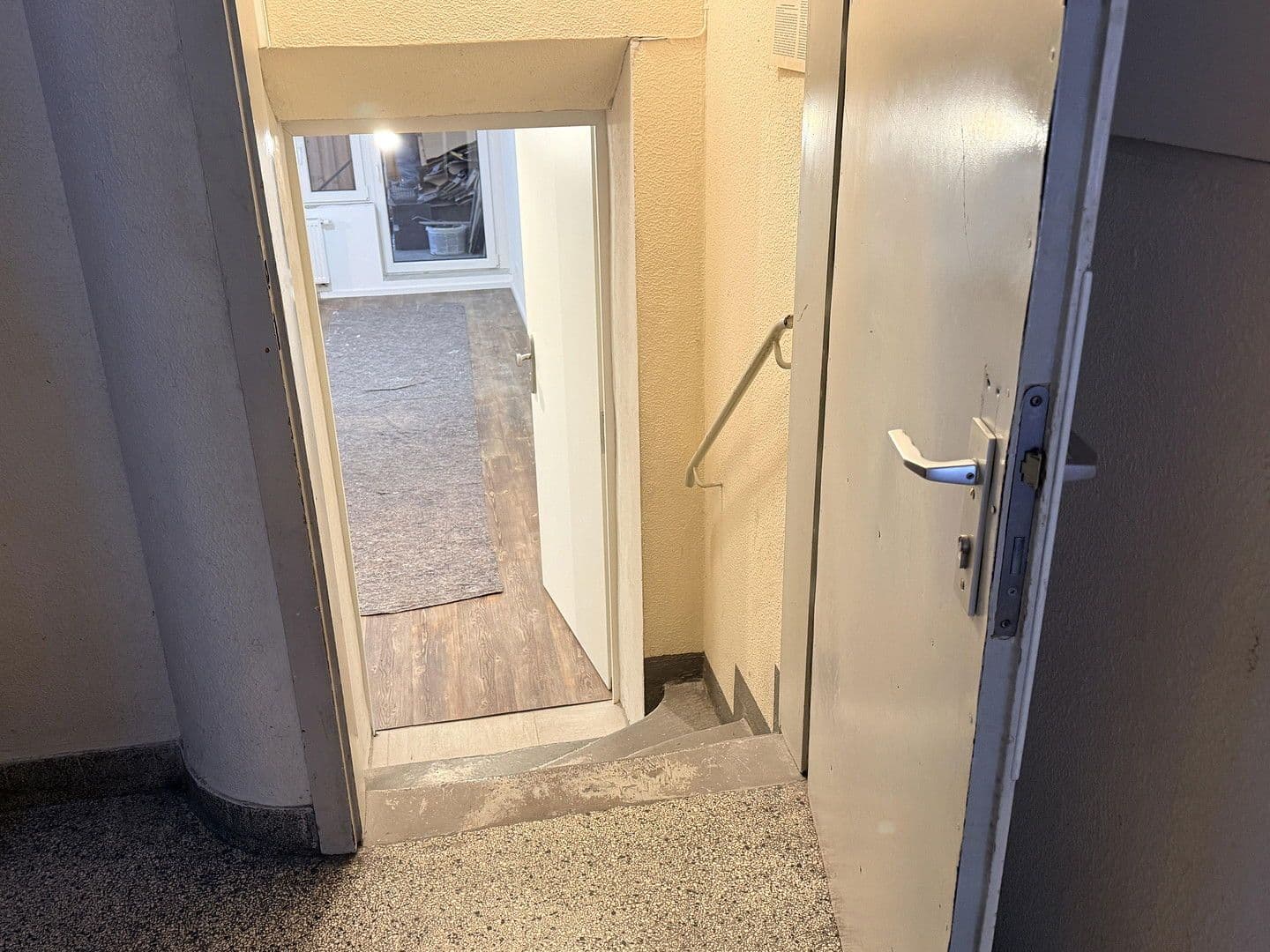 Prenájom kancelárie 36 m², Engelbertstr. 15, Köln, Severné Porýnie - Westfálsko Prenájom kancelárie 36 m², Engelbertstr. 15, Köln, Severné Porýnie - Westfálsko