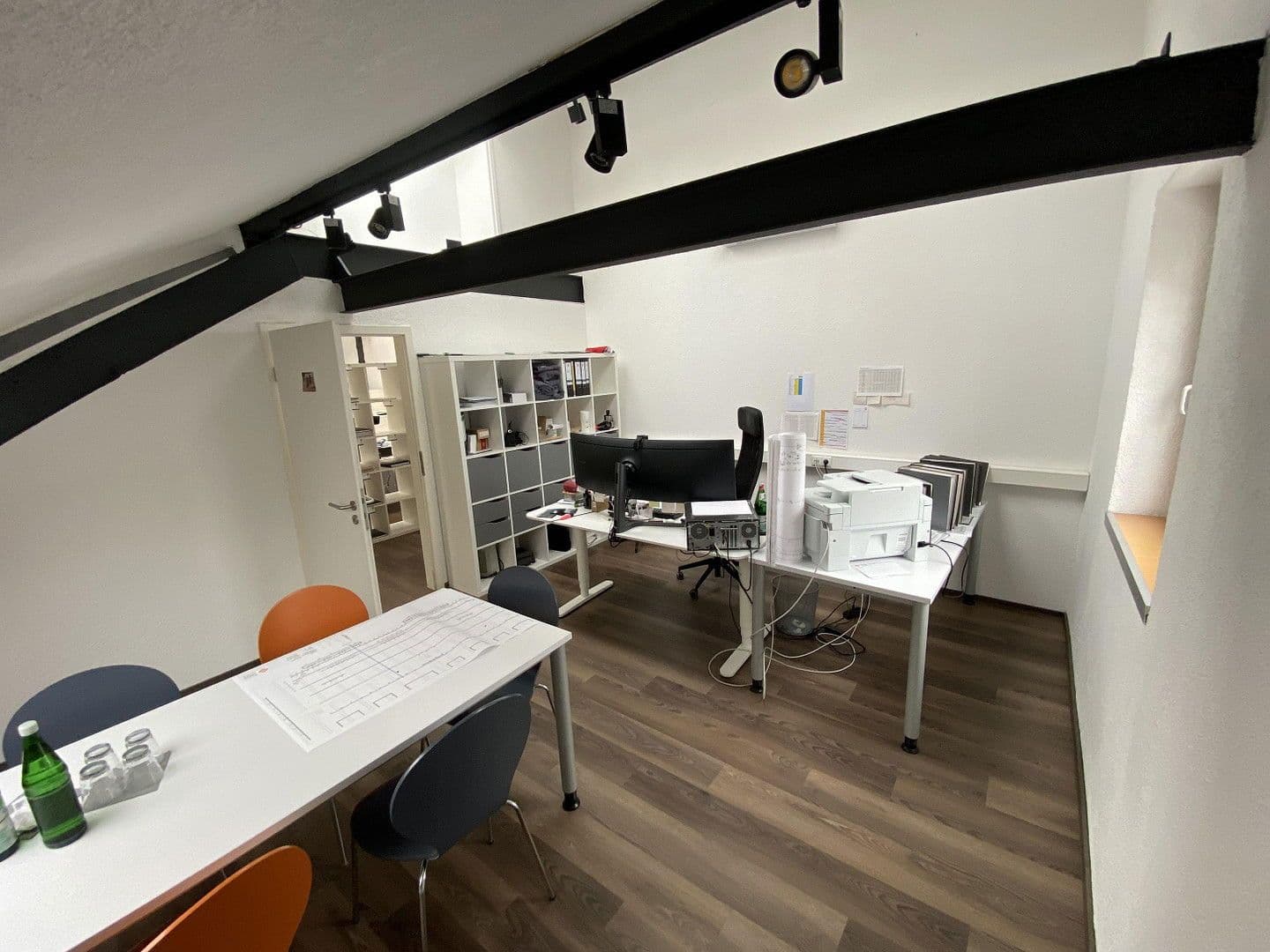 Prenájom nebytového priestoru 5.000 m², Auffeld, 33, Tönisvorst, Severné Porýnie - Westfálsko Prenájom nebytového priestoru 5.000 m², Auffeld, 33, Tönisvorst, Severné Porýnie - Westfálsko