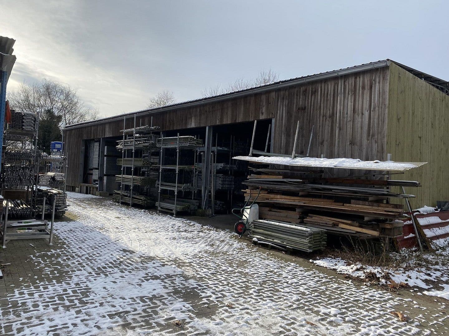 Prenájom nebytového priestoru 5.000 m², Auffeld, 33, Tönisvorst, Severné Porýnie - Westfálsko Prenájom nebytového priestoru 5.000 m², Auffeld, 33, Tönisvorst, Severné Porýnie - Westfálsko