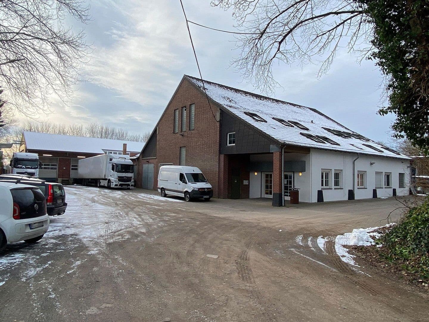 Prenájom nebytového priestoru 5.000 m², Auffeld, 33, Tönisvorst, Severné Porýnie - Westfálsko Prenájom nebytového priestoru 5.000 m², Auffeld, 33, Tönisvorst, Severné Porýnie - Westfálsko