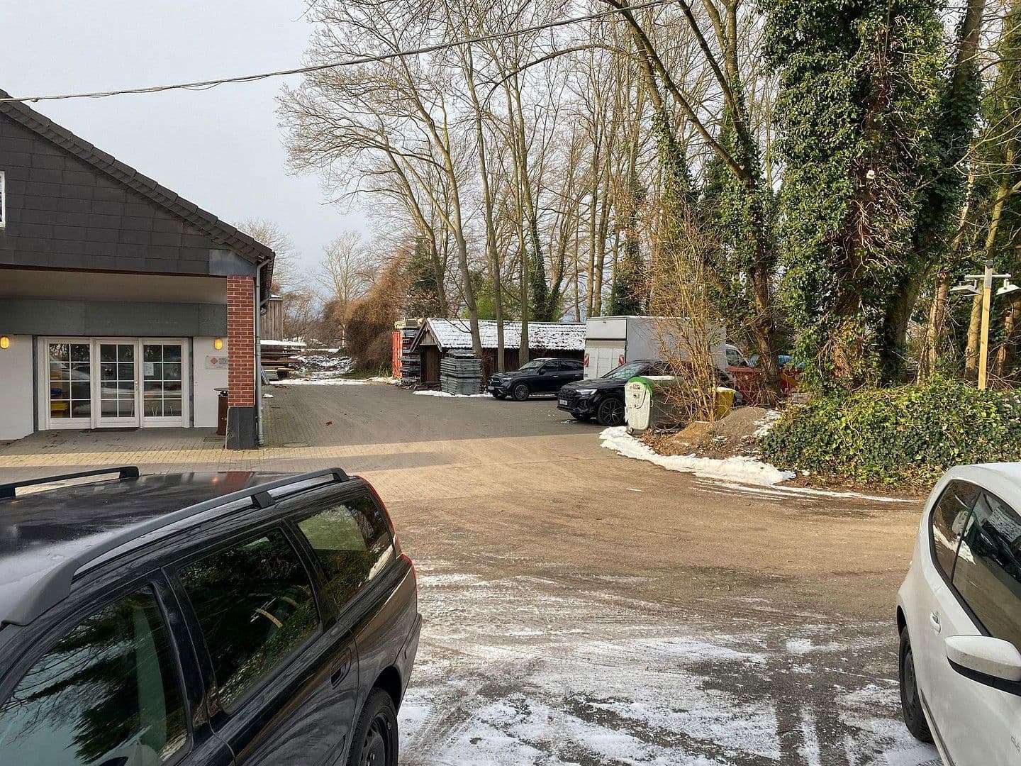 Prenájom nebytového priestoru 5.000 m², Auffeld, 33, Tönisvorst, Severné Porýnie - Westfálsko Prenájom nebytového priestoru 5.000 m², Auffeld, 33, Tönisvorst, Severné Porýnie - Westfálsko