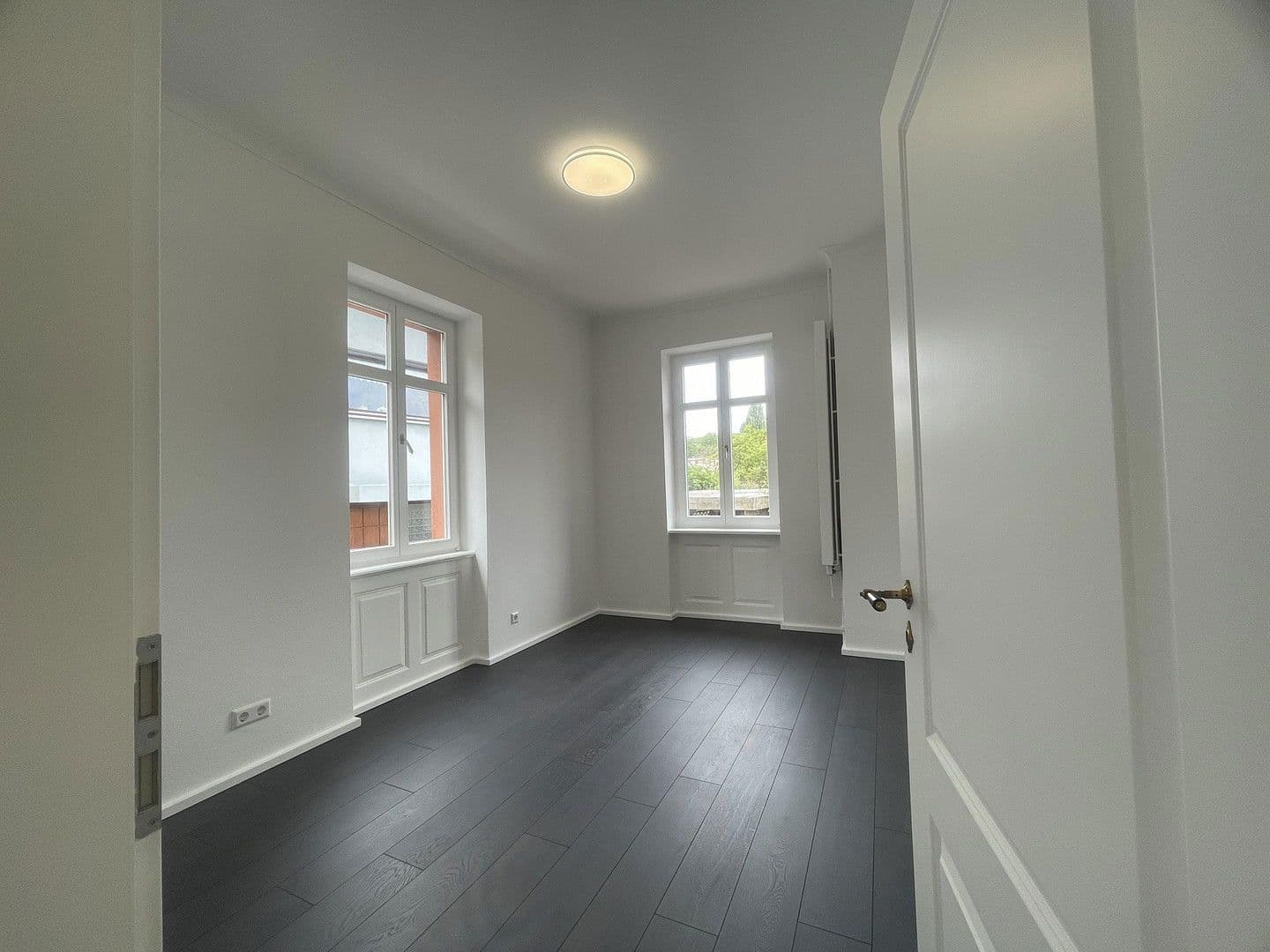 Predaj domu 172 m², pozemek 404 m², Müllheim im Markgräflerland, Bádensko-Wurttembersko Predaj domu 172 m², pozemek 404 m², Müllheim im Markgräflerland, Bádensko-Wurttembersko