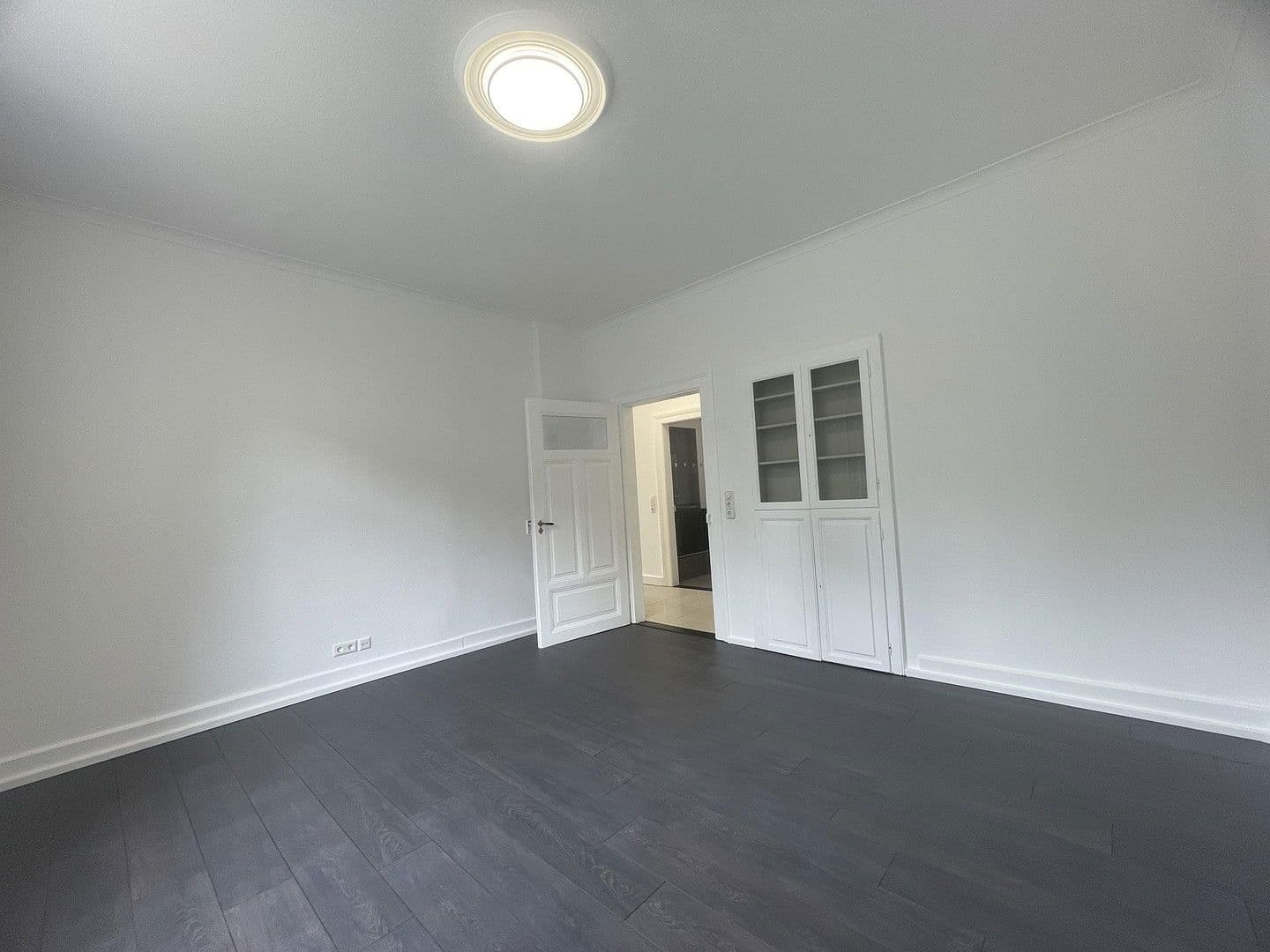 Predaj domu 172 m², pozemek 404 m², Müllheim im Markgräflerland, Bádensko-Wurttembersko Predaj domu 172 m², pozemek 404 m², Müllheim im Markgräflerland, Bádensko-Wurttembersko