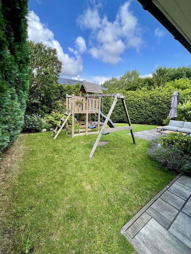 Predaj domu 135 m², pozemek 400 m², Ritterhude, Dolné Sasko Predaj domu 135 m², pozemek 400 m², Ritterhude, Dolné Sasko