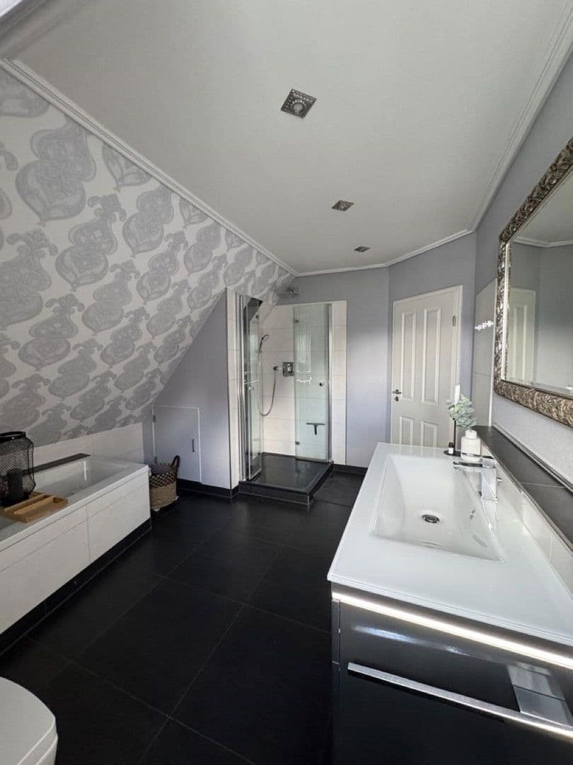 Predaj domu 135 m², pozemek 400 m², Ritterhude, Dolné Sasko Predaj domu 135 m², pozemek 400 m², Ritterhude, Dolné Sasko