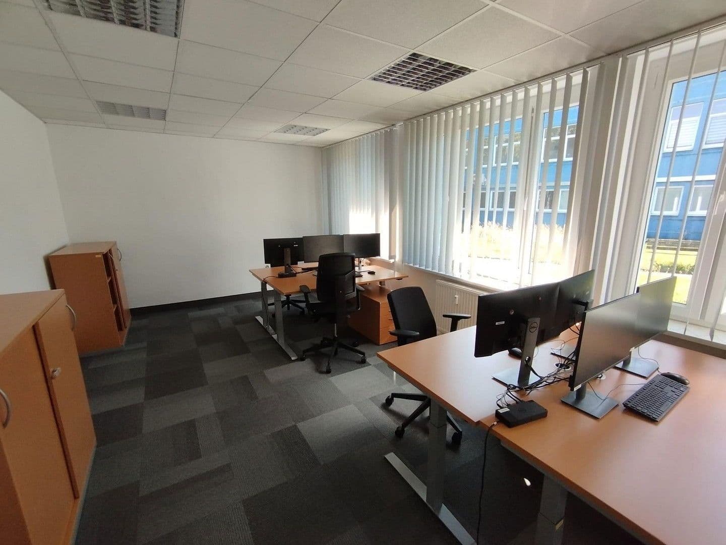 Predaj kancelárie 3.841 m², Grenzstraße 28, Halle, Sasko-Anhaltsko Predaj kancelárie 3.841 m², Grenzstraße 28, Halle, Sasko-Anhaltsko