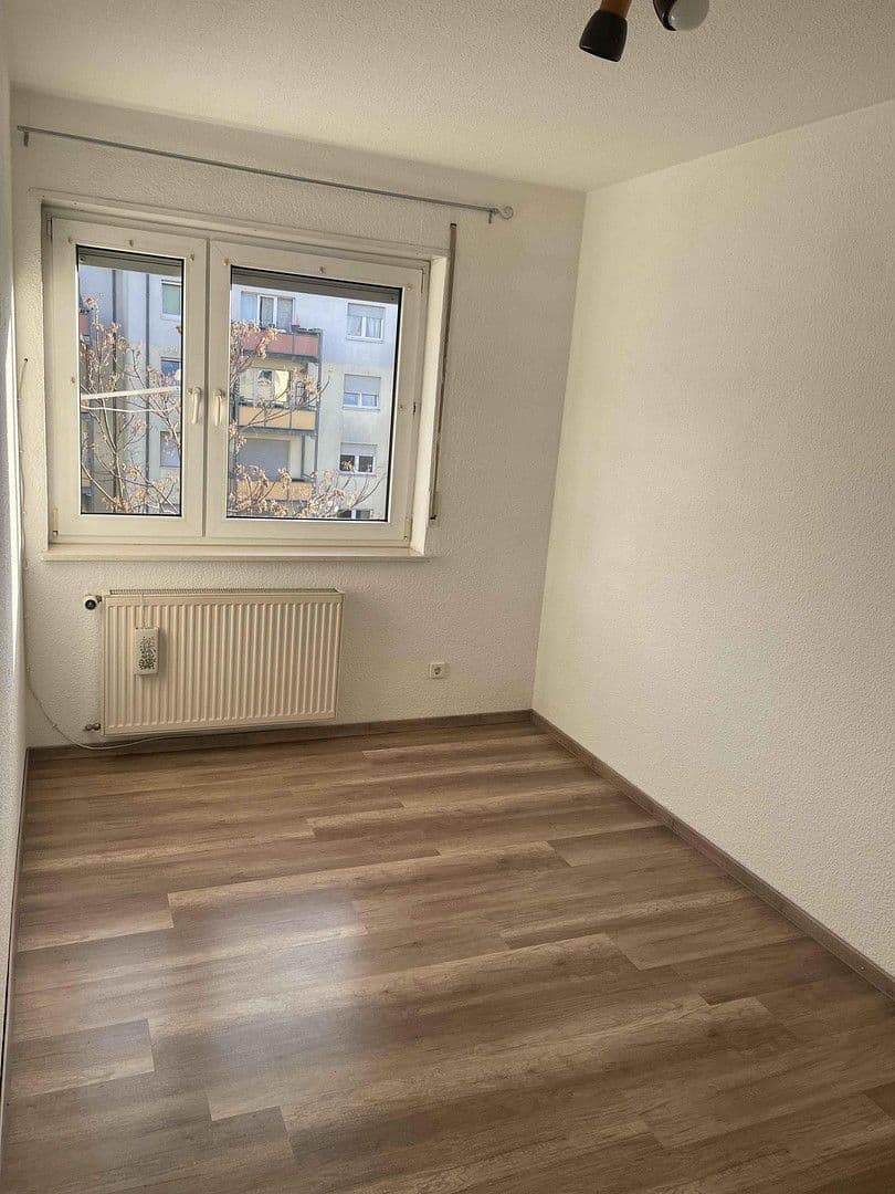 Predaj bytu 3-izbový 63 m², Landau, Porýnie-Falcko Predaj bytu 3-izbový 63 m², Landau, Porýnie-Falcko