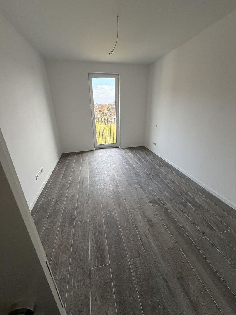 Prenájom bytu 2-izbový 70 m², Niefern-Öschelbronn, Bádensko-Wurttembersko Prenájom bytu 2-izbový 70 m², Niefern-Öschelbronn, Bádensko-Wurttembersko