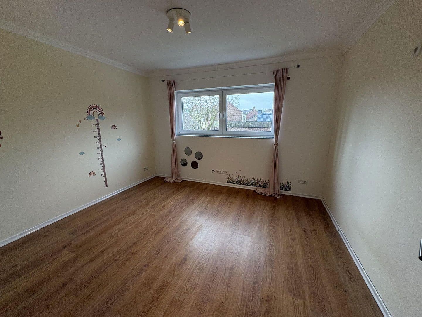 Predaj domu 186 m², pozemek 164 m², Viersen, Severné Porýnie - Westfálsko Predaj domu 186 m², pozemek 164 m², Viersen, Severné Porýnie - Westfálsko