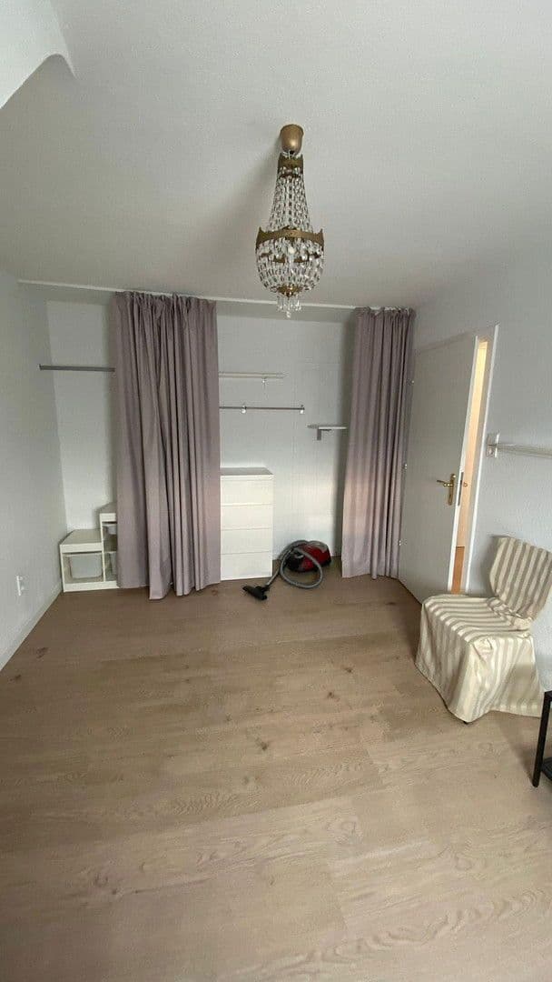 Prenájom bytu 2-izbový 50 m², STUTTGART, Bádensko-Wurttembersko Prenájom bytu 2-izbový 50 m², STUTTGART, Bádensko-Wurttembersko