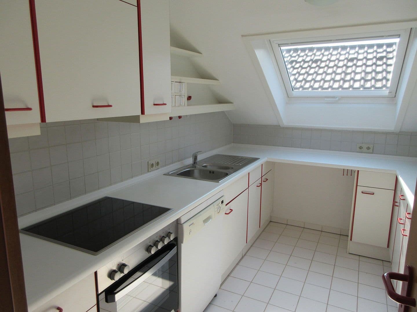 Prenájom bytu 2-izbový 70 m², Am Waldweg 20, Pforzheim, Bádensko-Wurttembersko Prenájom bytu 2-izbový 70 m², Am Waldweg 20, Pforzheim, Bádensko-Wurttembersko