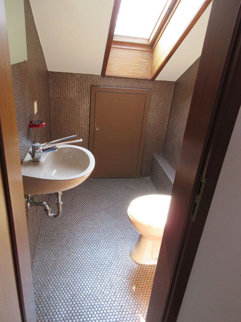 Prenájom bytu 2-izbový 70 m², Am Waldweg 20, Pforzheim, Bádensko-Wurttembersko Prenájom bytu 2-izbový 70 m², Am Waldweg 20, Pforzheim, Bádensko-Wurttembersko