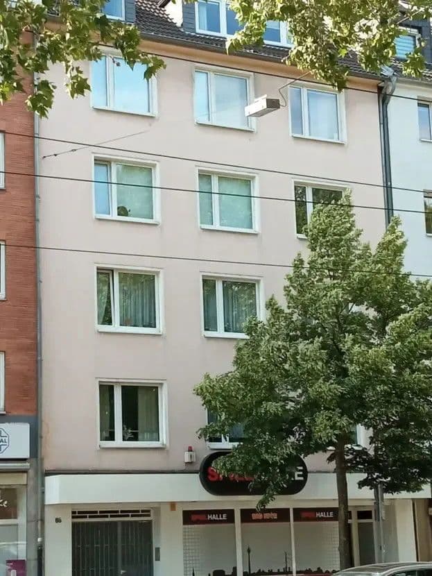 Prenájom bytu 2-izbový 90 m², Münsterstr. 86, Düsseldorf, Severné Porýnie - Westfálsko Prenájom bytu 2-izbový 90 m², Münsterstr. 86, Düsseldorf, Severné Porýnie - Westfálsko