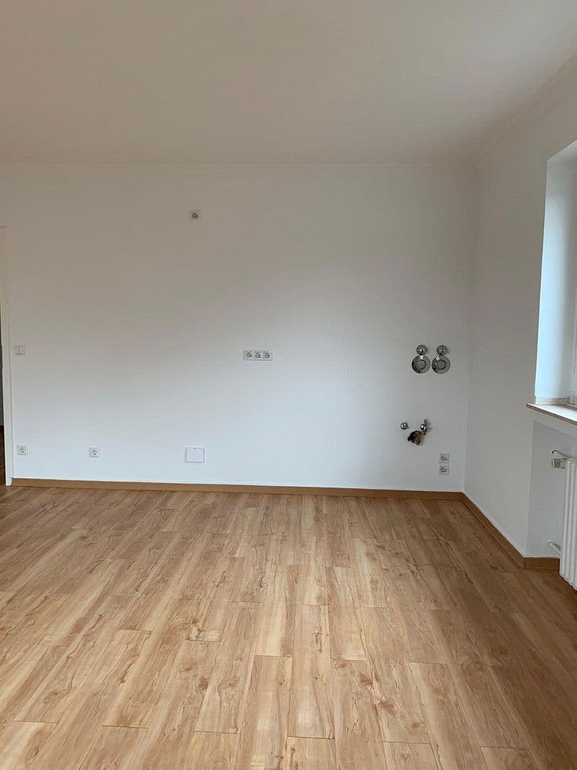 Prenájom bytu 1-izbový 40 m², Feldstraße 1, Meerbusch, Severné Porýnie - Westfálsko Prenájom bytu 1-izbový 40 m², Feldstraße 1, Meerbusch, Severné Porýnie - Westfálsko