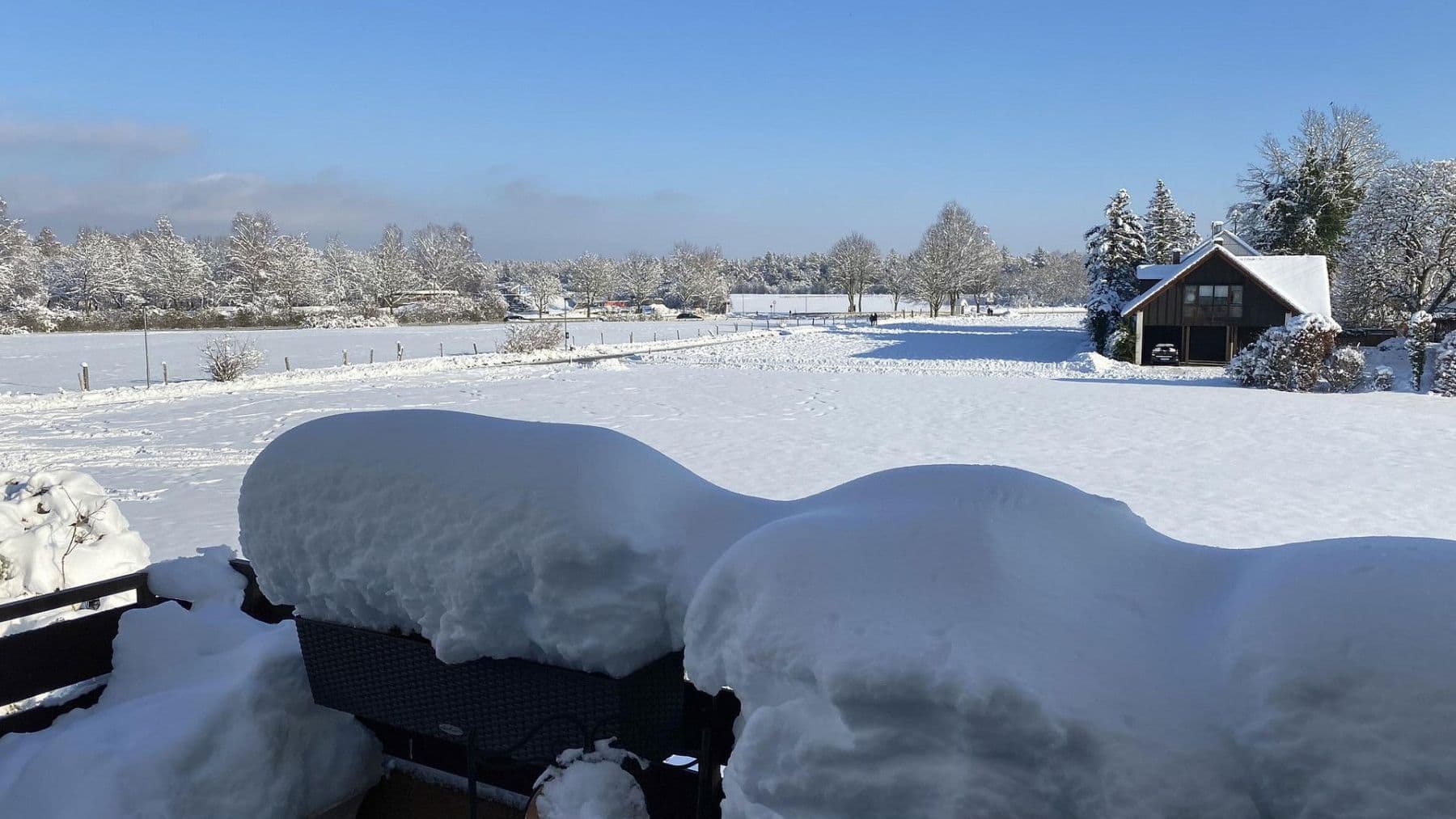 Prenájom bytu 4-izbový 116 m², Königsbrunn, Bavorsko Prenájom bytu 4-izbový 116 m², Königsbrunn, Bavorsko