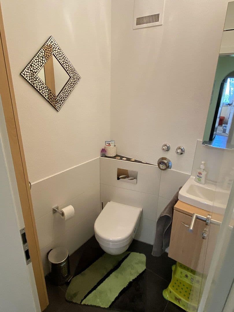 Prenájom bytu 4-izbový 116 m², Königsbrunn, Bavorsko Prenájom bytu 4-izbový 116 m², Königsbrunn, Bavorsko