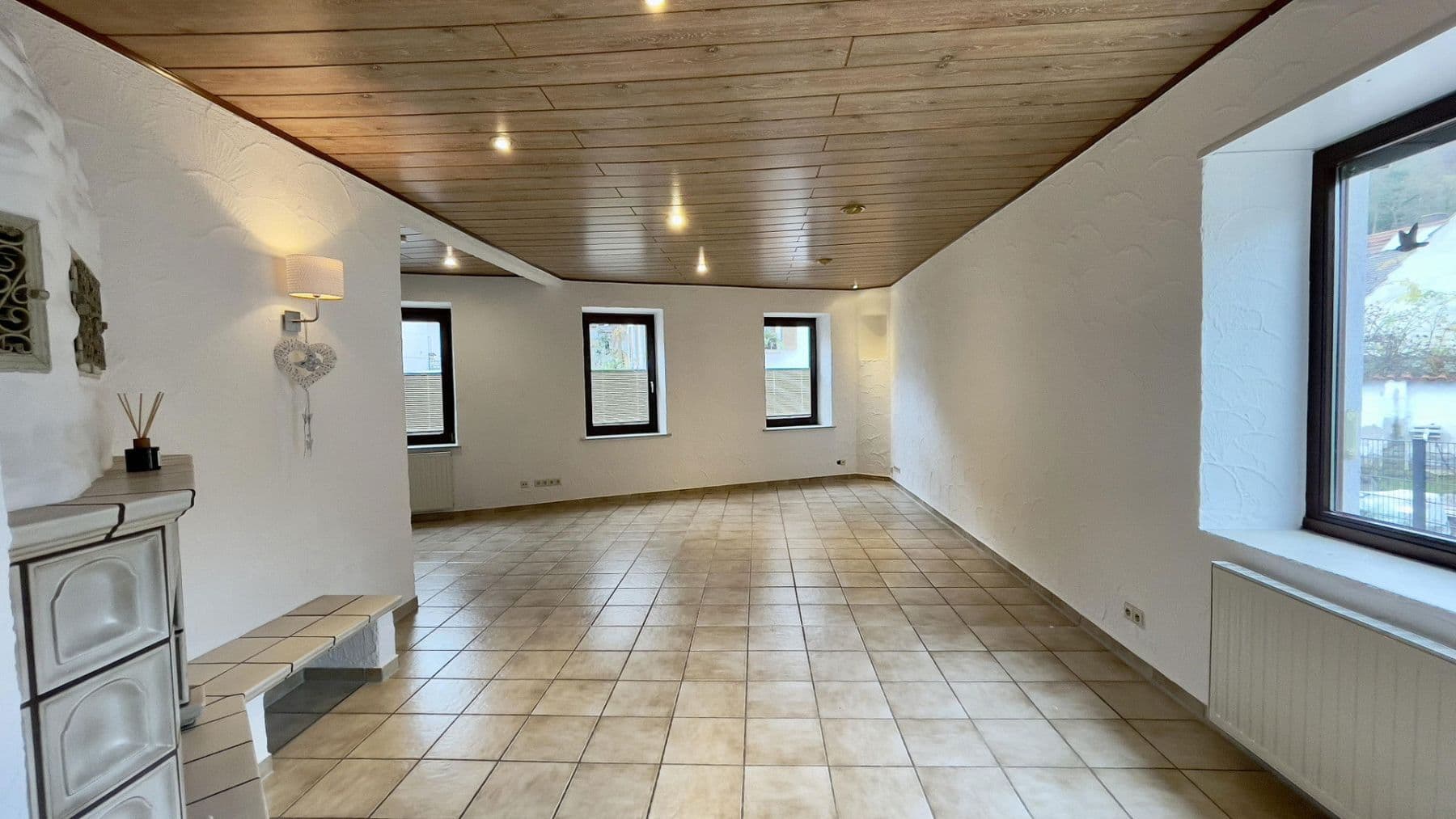 Prenájom domu 170 m², pozemek 190 m², Bad Dürkheim, Porýnie-Falcko Prenájom domu 170 m², pozemek 190 m², Bad Dürkheim, Porýnie-Falcko