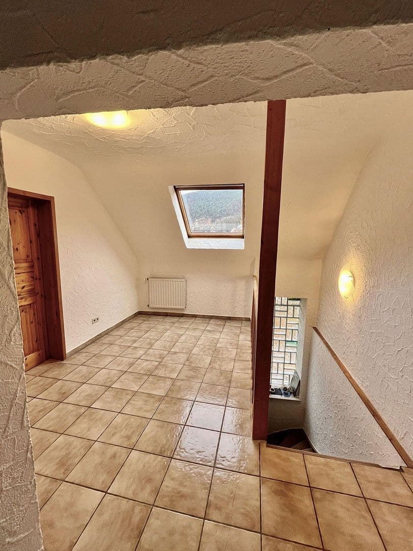 Prenájom domu 170 m², pozemek 190 m², Bad Dürkheim, Porýnie-Falcko Prenájom domu 170 m², pozemek 190 m², Bad Dürkheim, Porýnie-Falcko