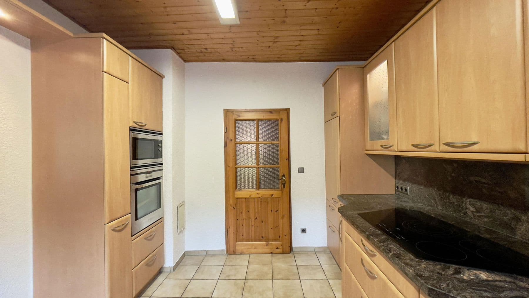 Prenájom domu 170 m², pozemek 190 m², Bad Dürkheim, Porýnie-Falcko Prenájom domu 170 m², pozemek 190 m², Bad Dürkheim, Porýnie-Falcko