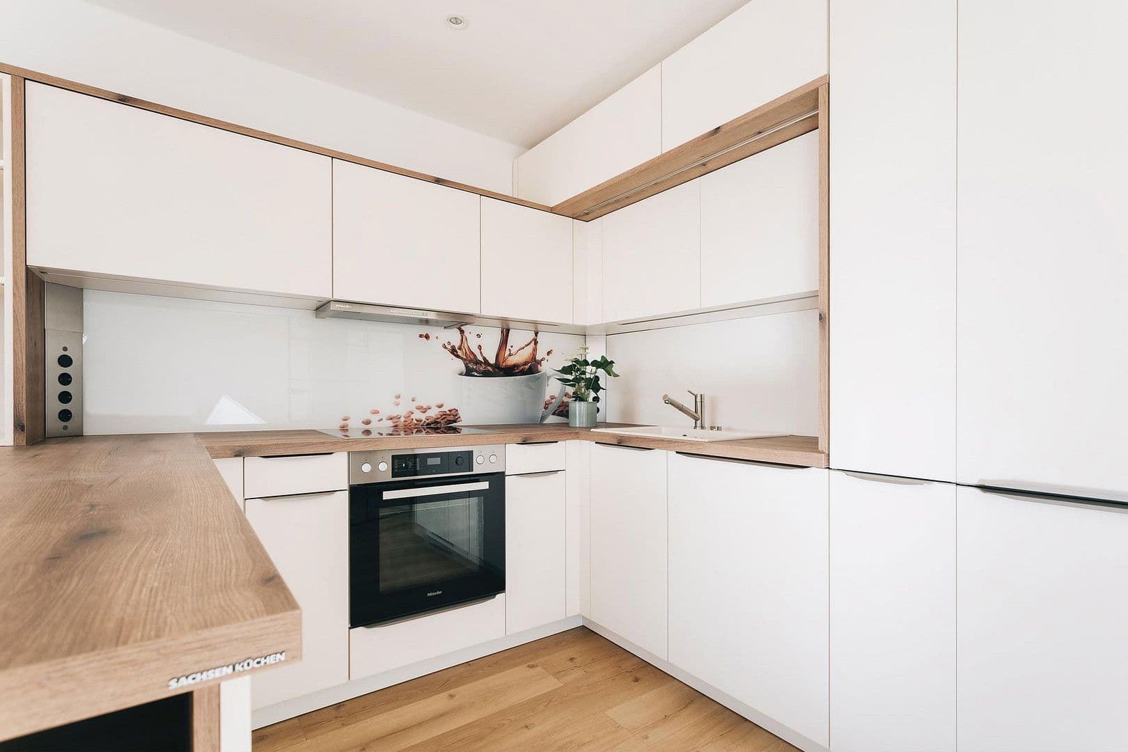 Predaj bytu 2-izbový 71 m², Meußlitzer Straße, Dresden, Sasko Predaj bytu 2-izbový 71 m², Meußlitzer Straße, Dresden, Sasko