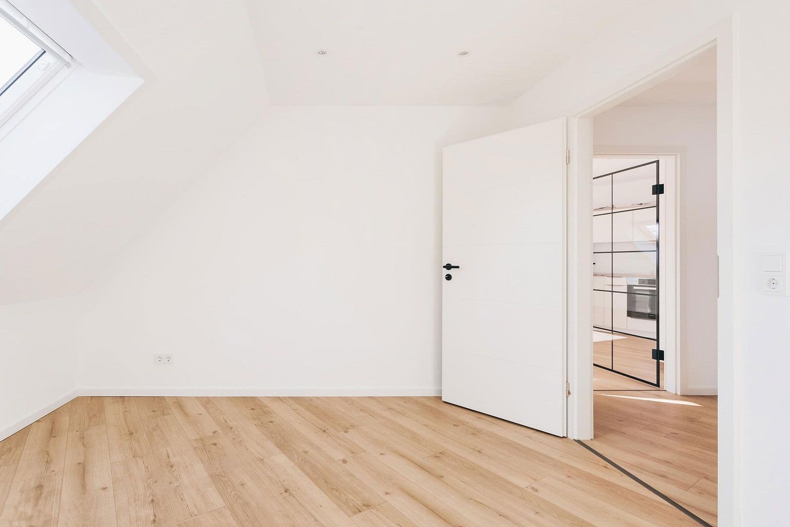 Predaj bytu 2-izbový 71 m², Meußlitzer Straße, Dresden, Sasko Predaj bytu 2-izbový 71 m², Meußlitzer Straße, Dresden, Sasko