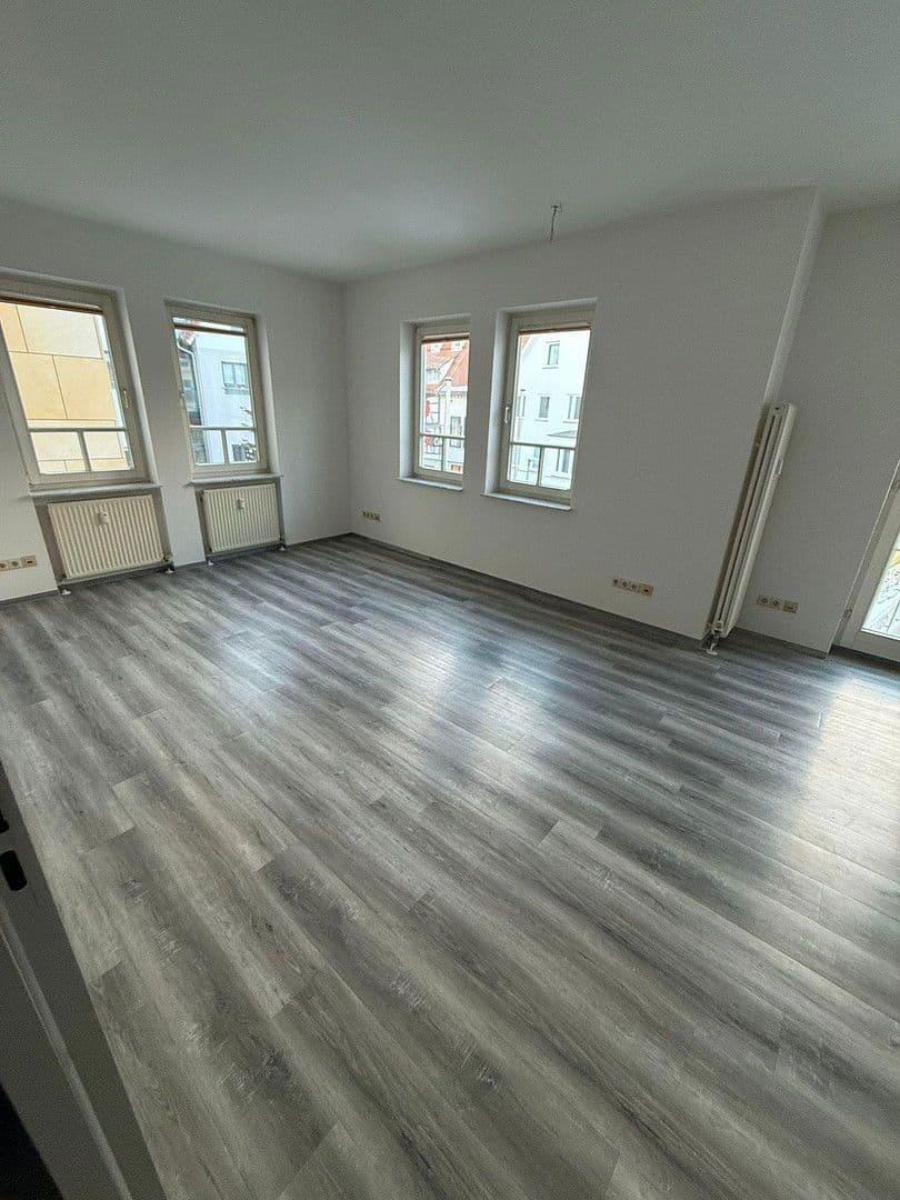 Prenájom bytu 3-izbový 90 m², Schwabstraße 6, Sigmaringen, Bádensko-Wurttembersko Prenájom bytu 3-izbový 90 m², Schwabstraße 6, Sigmaringen, Bádensko-Wurttembersko