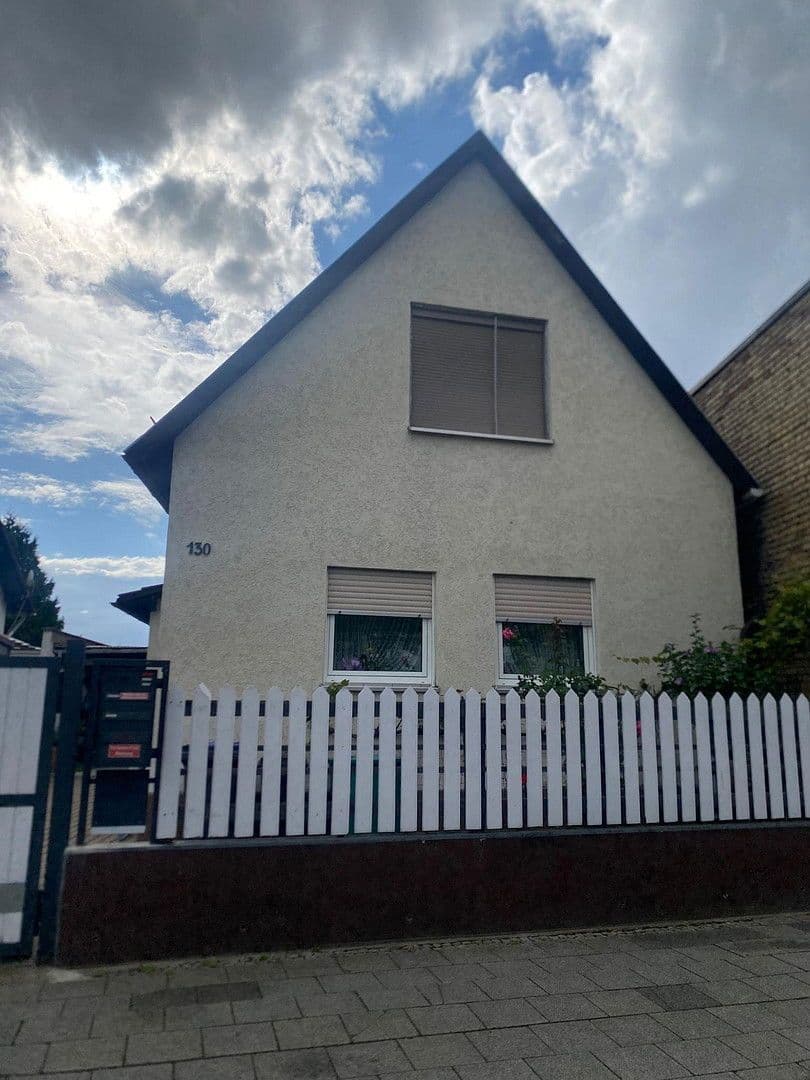 Predaj domu 110 m², pozemek 720 m², Schifferstadt, Porýnie-Falcko Predaj domu 110 m², pozemek 720 m², Schifferstadt, Porýnie-Falcko