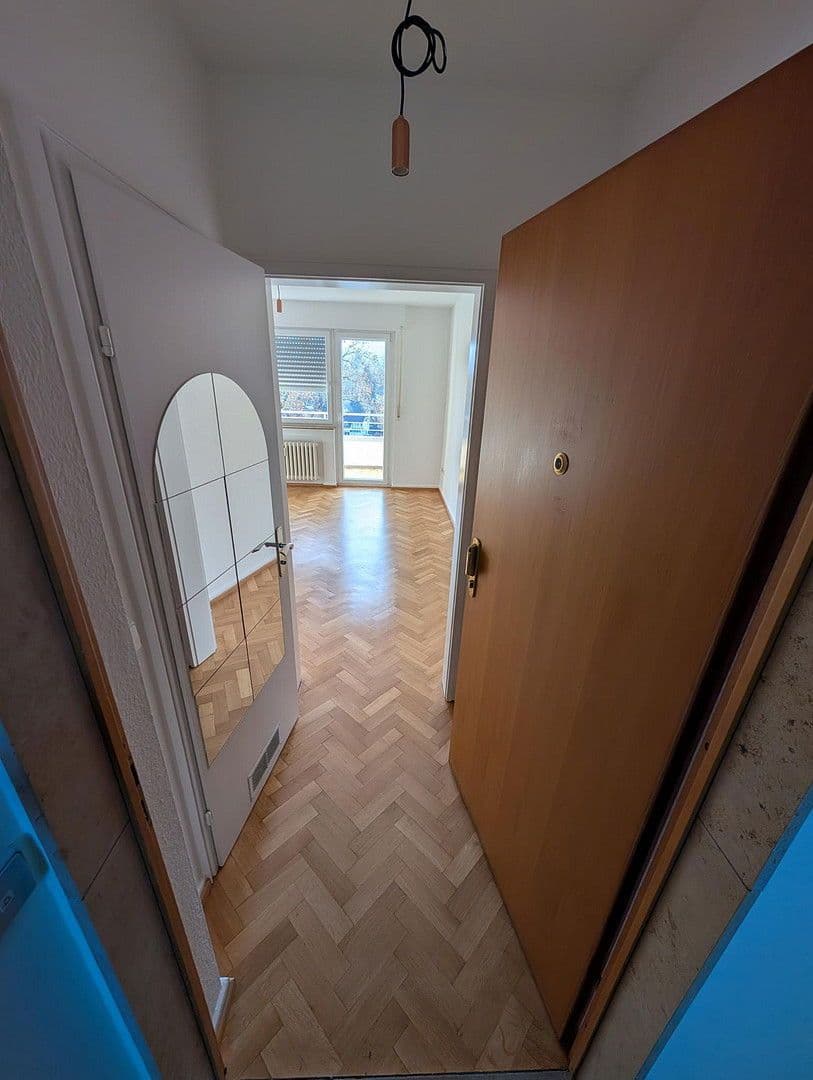 Prenájom bytu 1-izbový 23 m², Winterhalterstraße 7-9, Baden-Baden, Bádensko-Wurttembersko Prenájom bytu 1-izbový 23 m², Winterhalterstraße 7-9, Baden-Baden, Bádensko-Wurttembersko