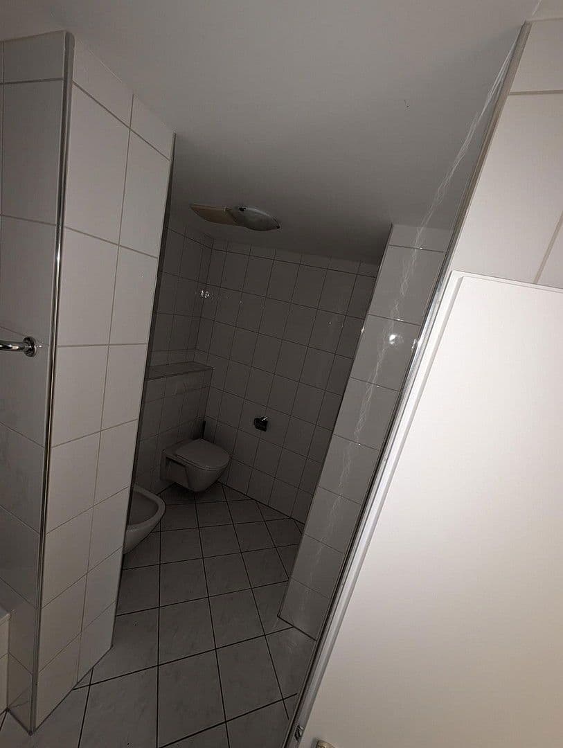 Prenájom bytu 3-izbový 90 m², Winterhalterstraße 7-9, Baden-Baden, Bádensko-Wurttembersko Prenájom bytu 3-izbový 90 m², Winterhalterstraße 7-9, Baden-Baden, Bádensko-Wurttembersko