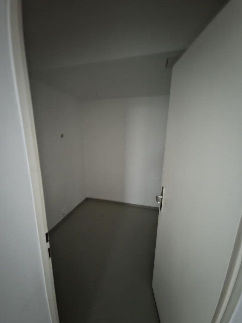 Prenájom bytu 3-izbový 74 m², Mörfelden-Walldorf, Hesensko Prenájom bytu 3-izbový 74 m², Mörfelden-Walldorf, Hesensko