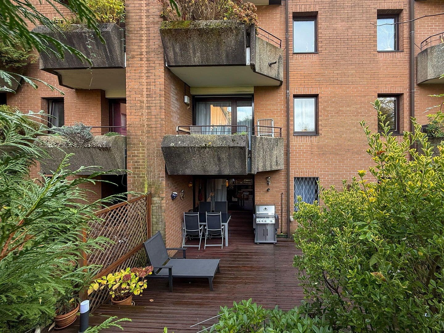 Predaj bytu 3-izbový 117 m², Düsseldorf, Severné Porýnie - Westfálsko Predaj bytu 3-izbový 117 m², Düsseldorf, Severné Porýnie - Westfálsko