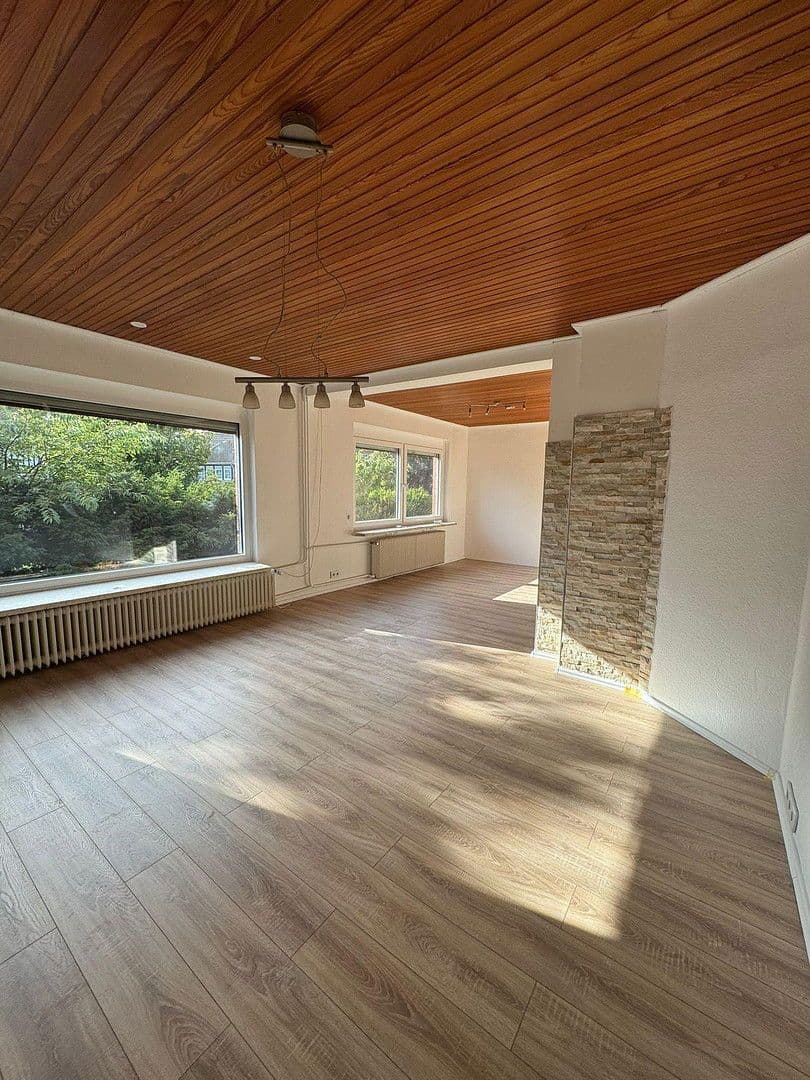 Predaj domu 211 m², pozemek 1.400 m², Lamstedt, Dolné Sasko Predaj domu 211 m², pozemek 1.400 m², Lamstedt, Dolné Sasko