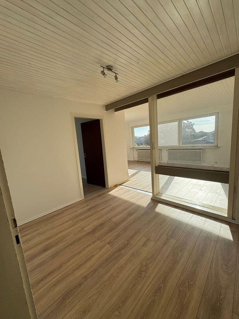 Predaj domu 211 m², pozemek 1.400 m², Lamstedt, Dolné Sasko Predaj domu 211 m², pozemek 1.400 m², Lamstedt, Dolné Sasko