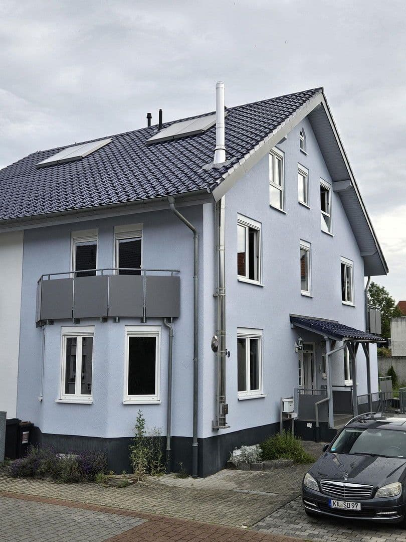 Prenájom domu 184 m², pozemek 222 m², Weinbergstr. 59, Bad Schönborn, Bádensko-Wurttembersko Prenájom domu 184 m², pozemek 222 m², Weinbergstr. 59, Bad Schönborn, Bádensko-Wurttembersko
