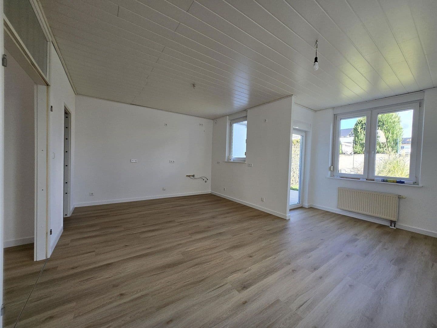 Prenájom domu 184 m², pozemek 222 m², Weinbergstr. 59, Bad Schönborn, Bádensko-Wurttembersko Prenájom domu 184 m², pozemek 222 m², Weinbergstr. 59, Bad Schönborn, Bádensko-Wurttembersko