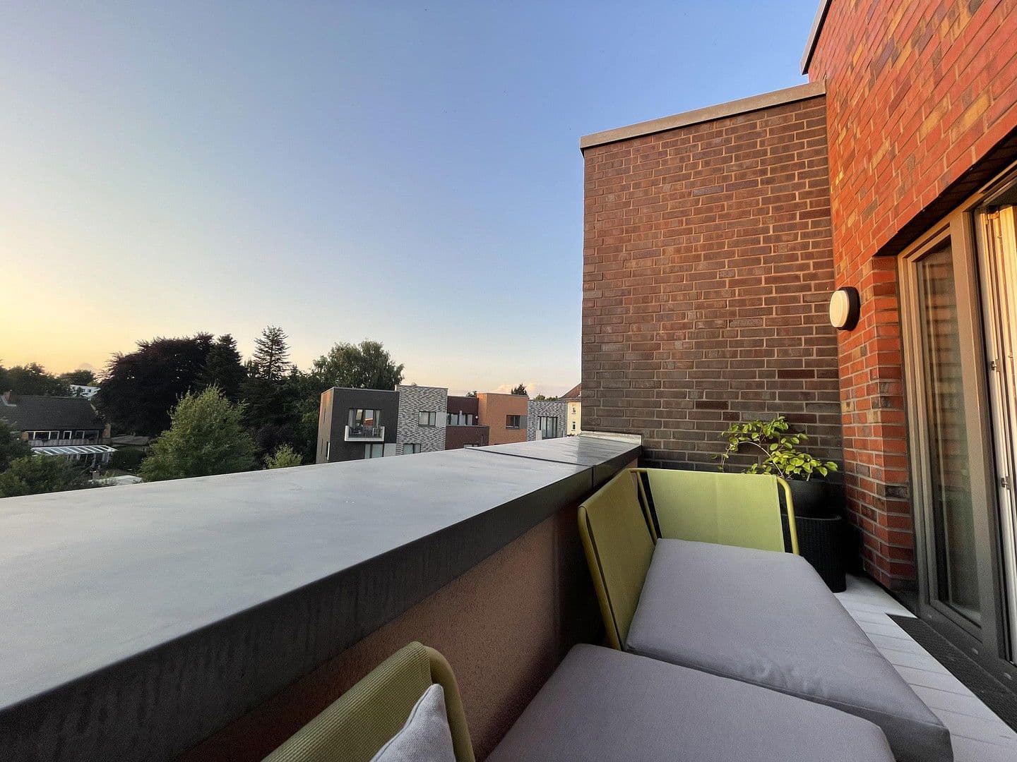 Predaj domu 121 m², pozemek 121 m², Hamburg, Hamburg Predaj domu 121 m², pozemek 121 m², Hamburg, Hamburg