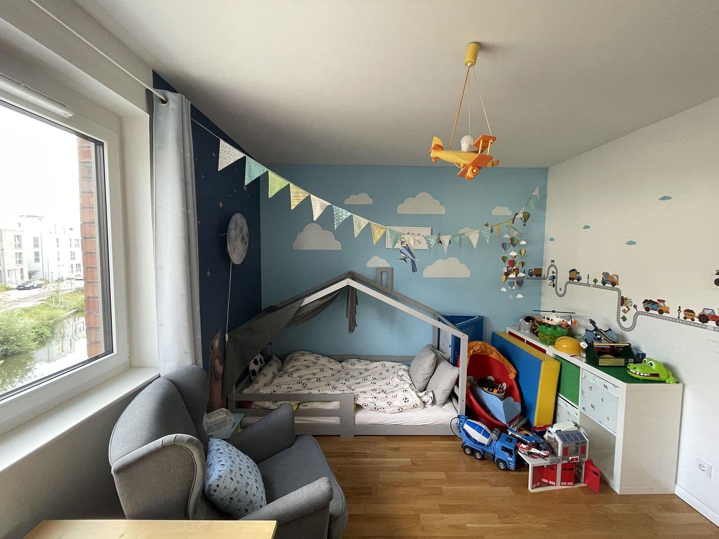 Predaj domu 121 m², pozemek 121 m², Hamburg, Hamburg Predaj domu 121 m², pozemek 121 m², Hamburg, Hamburg