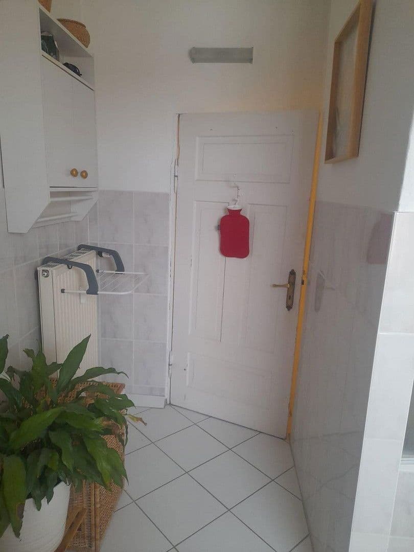 Prenájom bytu 2-izbový 55 m², Holtenauer Straße 211, Kiel, Šlezvicko-Holštajnsko Prenájom bytu 2-izbový 55 m², Holtenauer Straße 211, Kiel, Šlezvicko-Holštajnsko