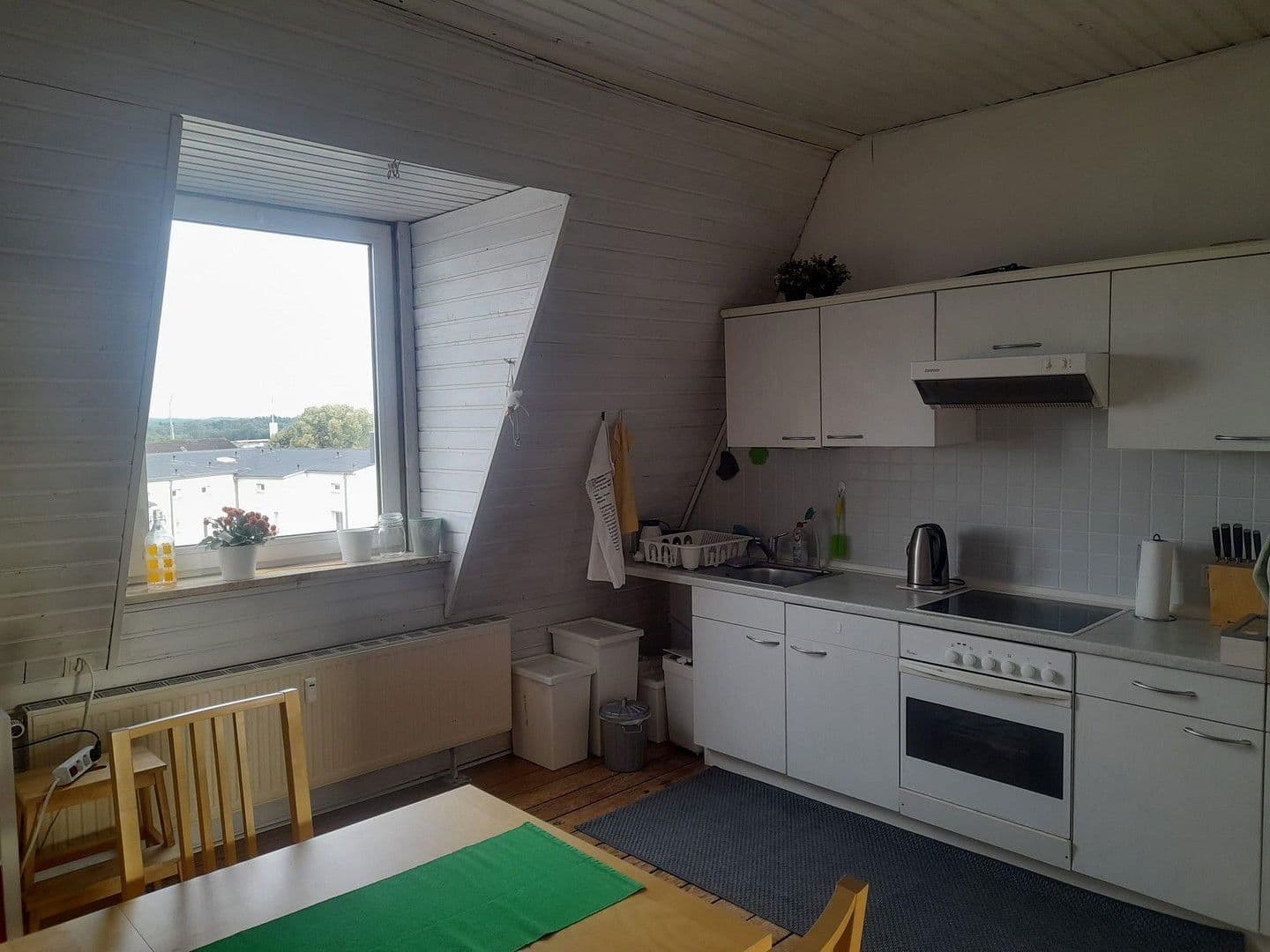 Prenájom bytu 2-izbový 55 m², Holtenauer Straße 211, Kiel, Šlezvicko-Holštajnsko Prenájom bytu 2-izbový 55 m², Holtenauer Straße 211, Kiel, Šlezvicko-Holštajnsko