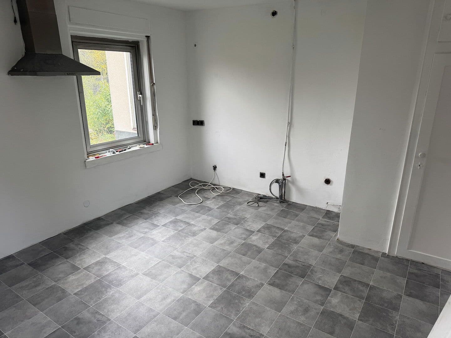 Predaj domu 155 m², pozemek 485 m², Höhbuck 7, Roßtal, Bavorsko Predaj domu 155 m², pozemek 485 m², Höhbuck 7, Roßtal, Bavorsko
