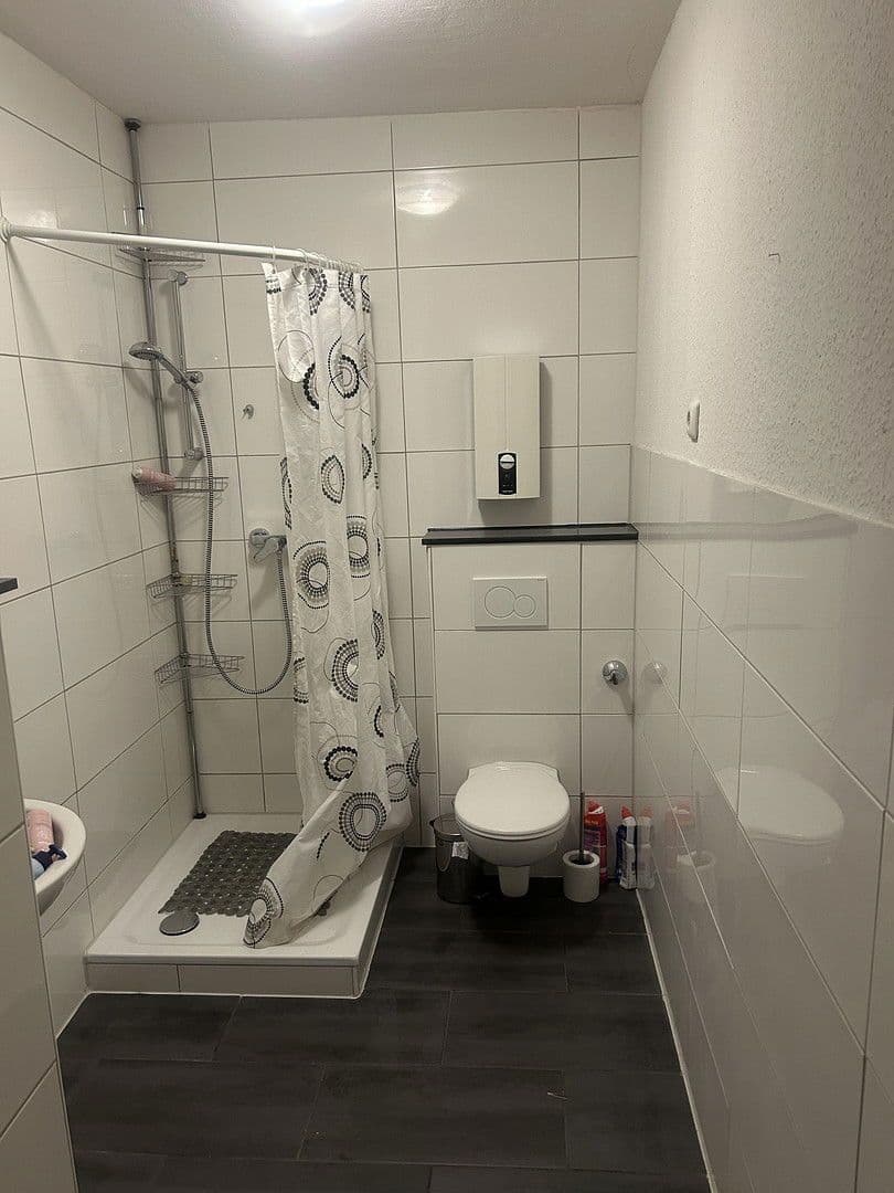 Prenájom bytu 2-izbový 63 m², Oberhausen, Severné Porýnie - Westfálsko Prenájom bytu 2-izbový 63 m², Oberhausen, Severné Porýnie - Westfálsko