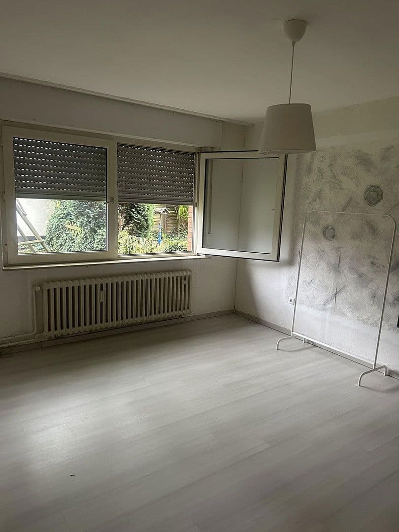 Prenájom bytu 2-izbový 63 m², Oberhausen, Severné Porýnie - Westfálsko Prenájom bytu 2-izbový 63 m², Oberhausen, Severné Porýnie - Westfálsko