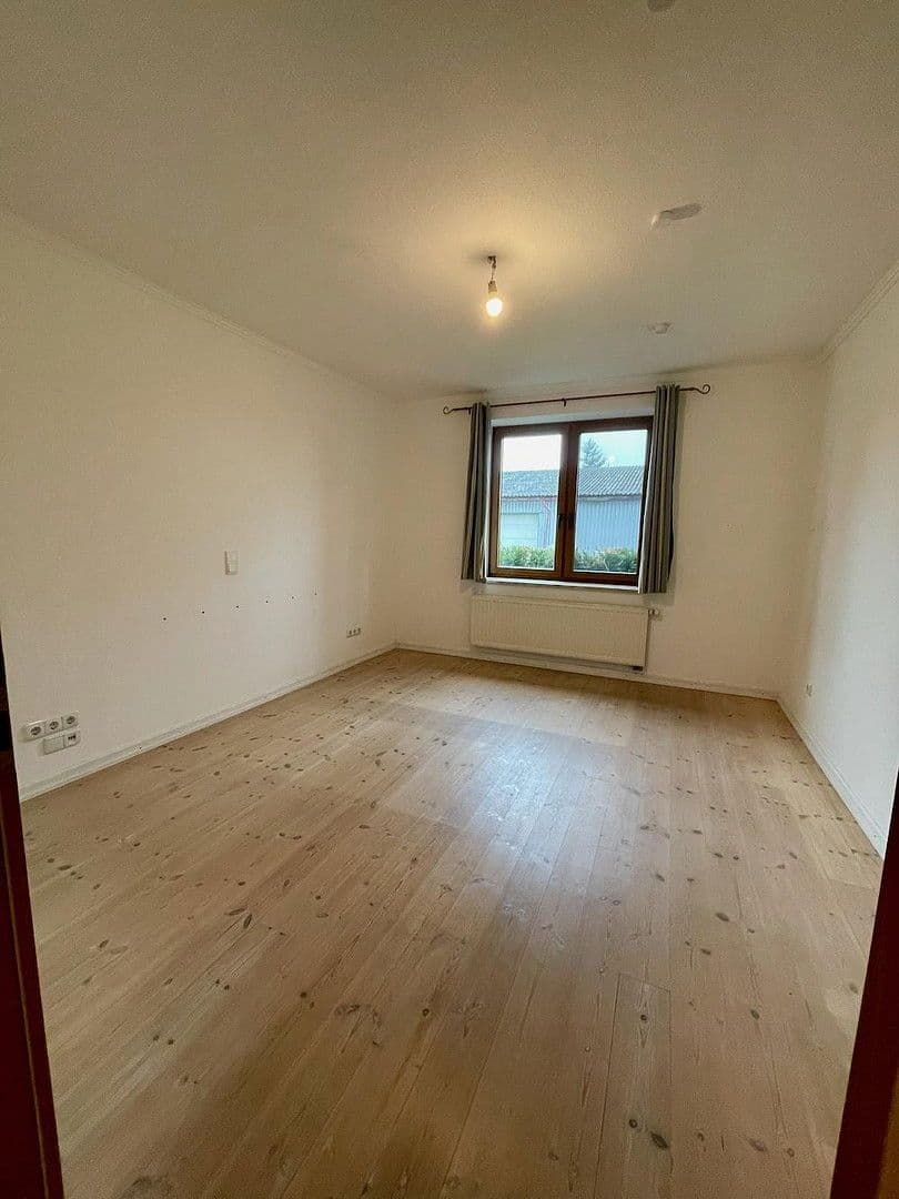 Predaj domu 141 m², pozemek 631 m², Krempe, Šlezvicko-Holštajnsko Predaj domu 141 m², pozemek 631 m², Krempe, Šlezvicko-Holštajnsko