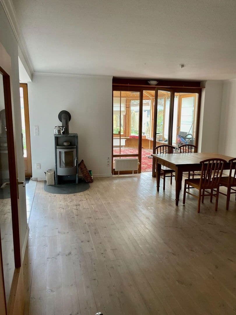 Predaj domu 141 m², pozemek 631 m², Krempe, Šlezvicko-Holštajnsko Predaj domu 141 m², pozemek 631 m², Krempe, Šlezvicko-Holštajnsko