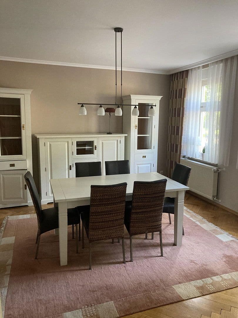 Predaj domu 260 m², pozemek 1.800 m², Lindenplatz 1, Arendsee (Altmark), Sasko-Anhaltsko Predaj domu 260 m², pozemek 1.800 m², Lindenplatz 1, Arendsee (Altmark), Sasko-Anhaltsko
