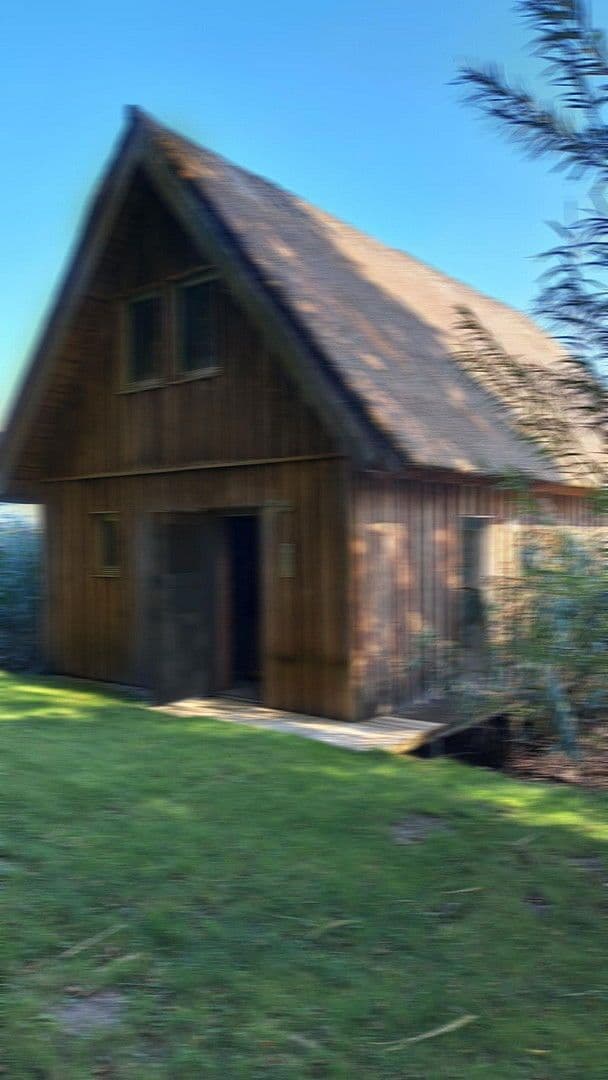 Predaj domu 45 m², pozemek 171 m², Röbel/Müritz, Meklenbursko-Predpomoransko Predaj domu 45 m², pozemek 171 m², Röbel/Müritz, Meklenbursko-Predpomoransko