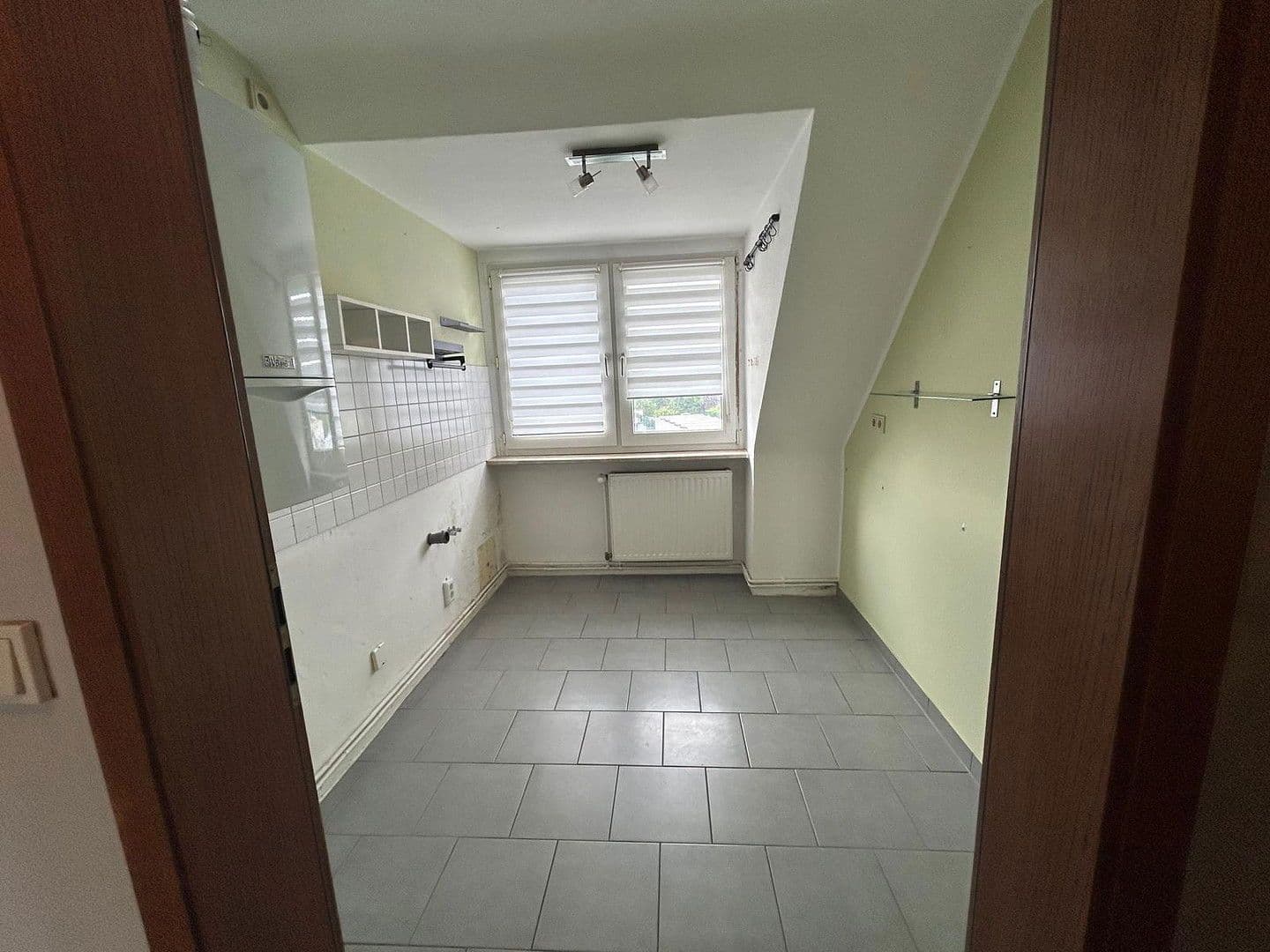 Prenájom bytu 3-izbový 65 m², Velbert, Severné Porýnie - Westfálsko Prenájom bytu 3-izbový 65 m², Velbert, Severné Porýnie - Westfálsko