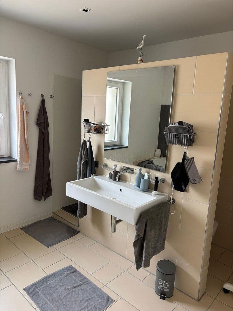 Prenájom bytu 4-izbový 108 m², Rheinauer Str. 34, Brühl, Bádensko-Wurttembersko Prenájom bytu 4-izbový 108 m², Rheinauer Str. 34, Brühl, Bádensko-Wurttembersko